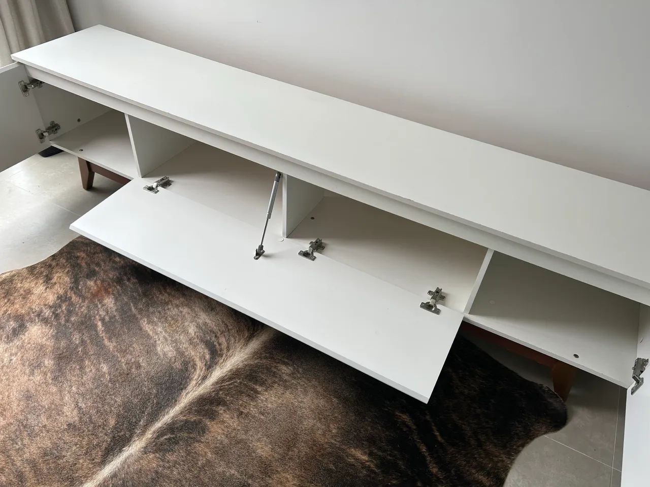 Rack moderno65569118756866121
