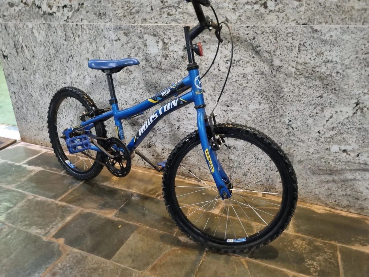 Bicicleta aro 16 semi nova  - Foto 4
