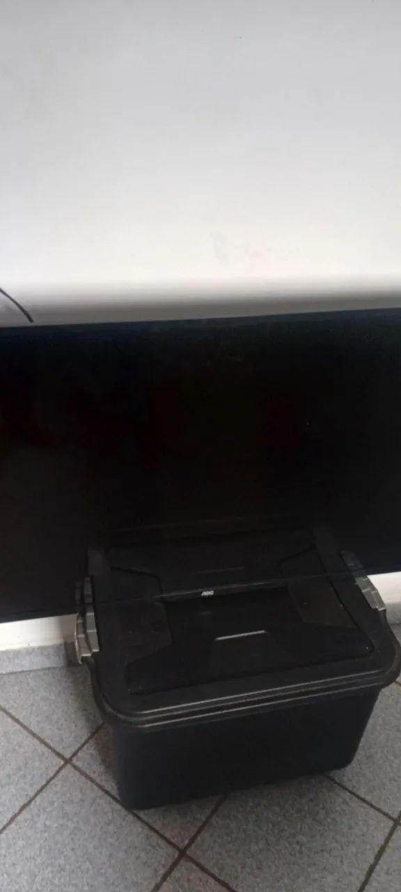 Tv AOC 43"  com defeito na imagem só tem som - Foto 2
