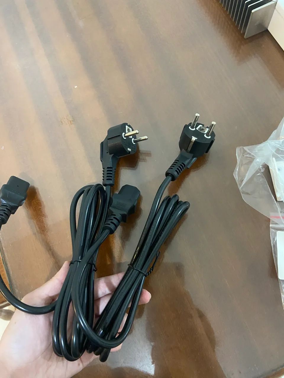  Vendo Switch Profissional - Mikrotik CRS317-1G-16S+RM (Novo) - Foto 3