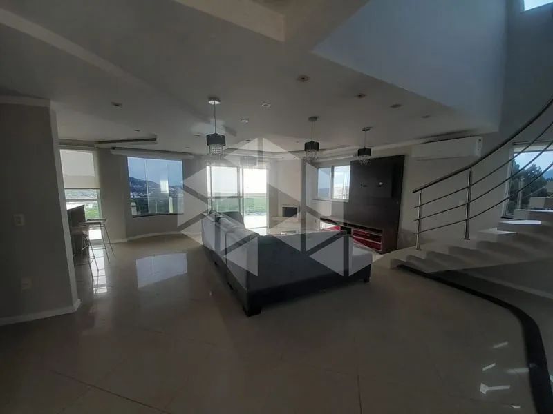 Triplex Mobiliado de 3 Suítes para Alugar com 350m² - Florianópolis - Foto 2