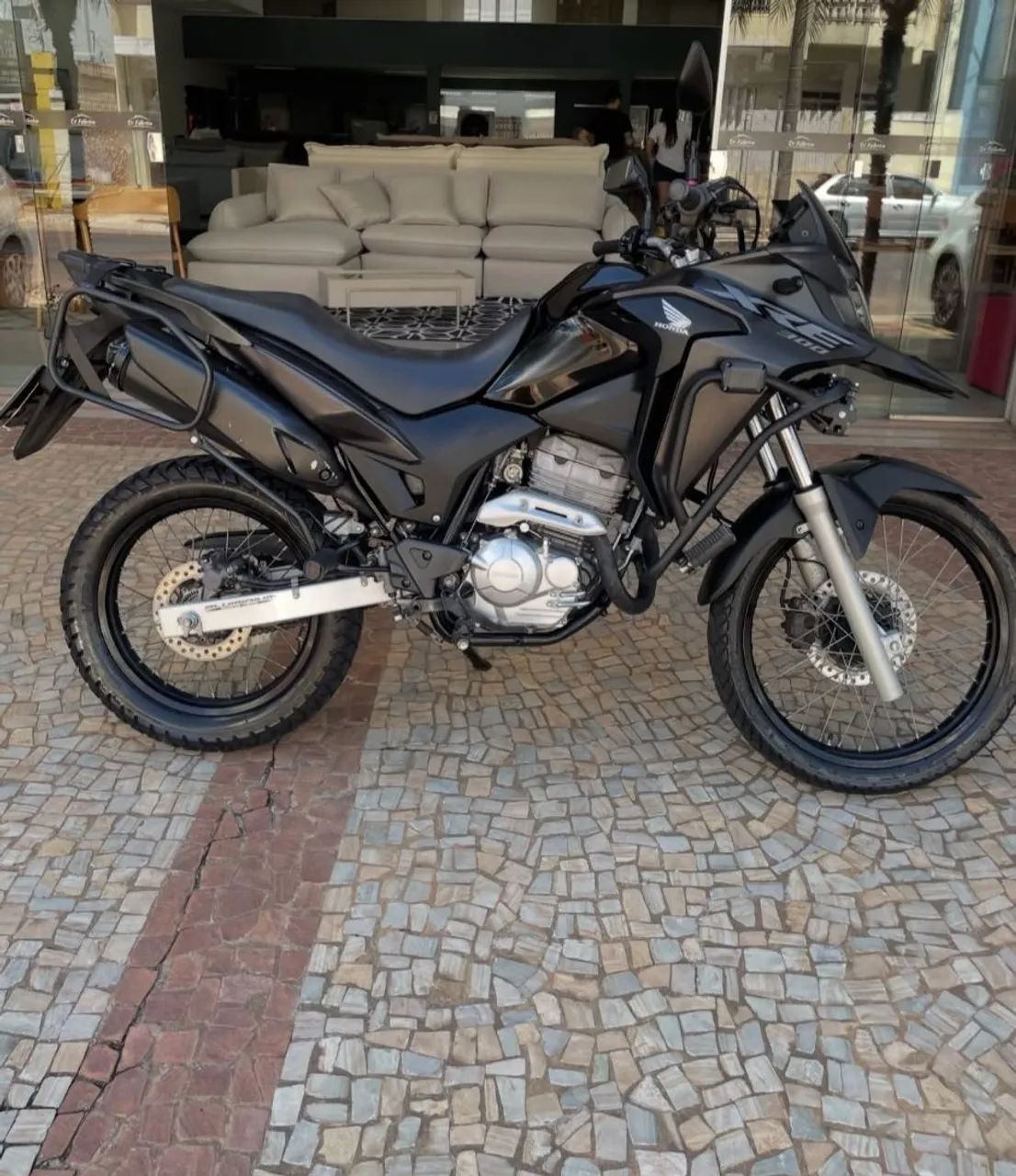 HONDA- XRE 300 ABS