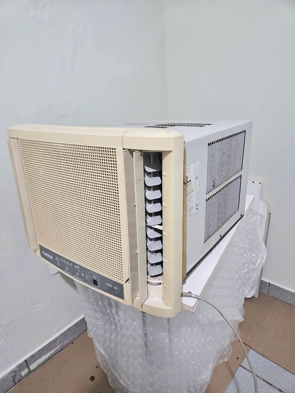 Ar Condicionado de Janela Consul 7500 BTUs Digital (Com Controle) - Gelando Muito! - Foto 2
