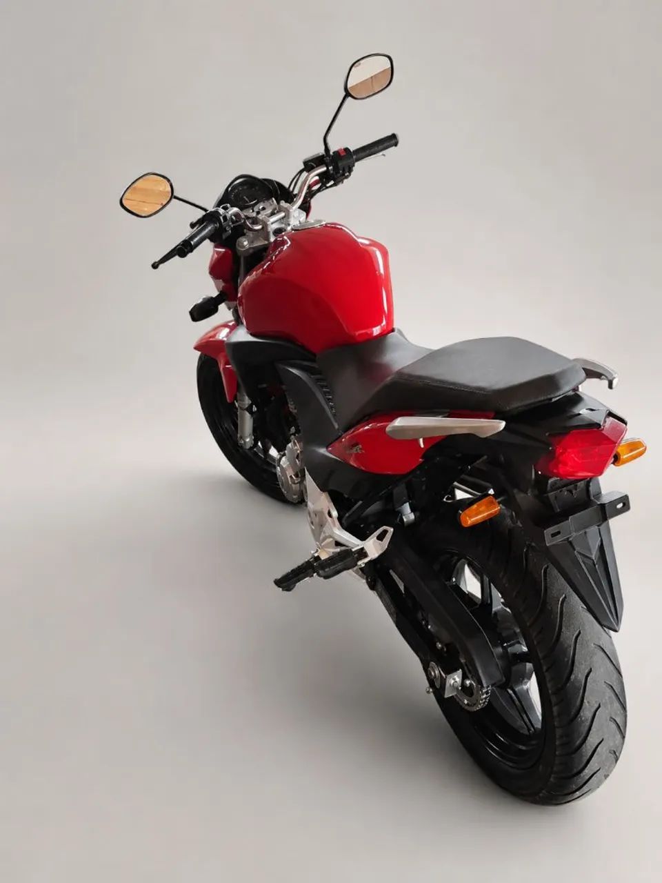 HONDA CB 300 2011 - Foto 4