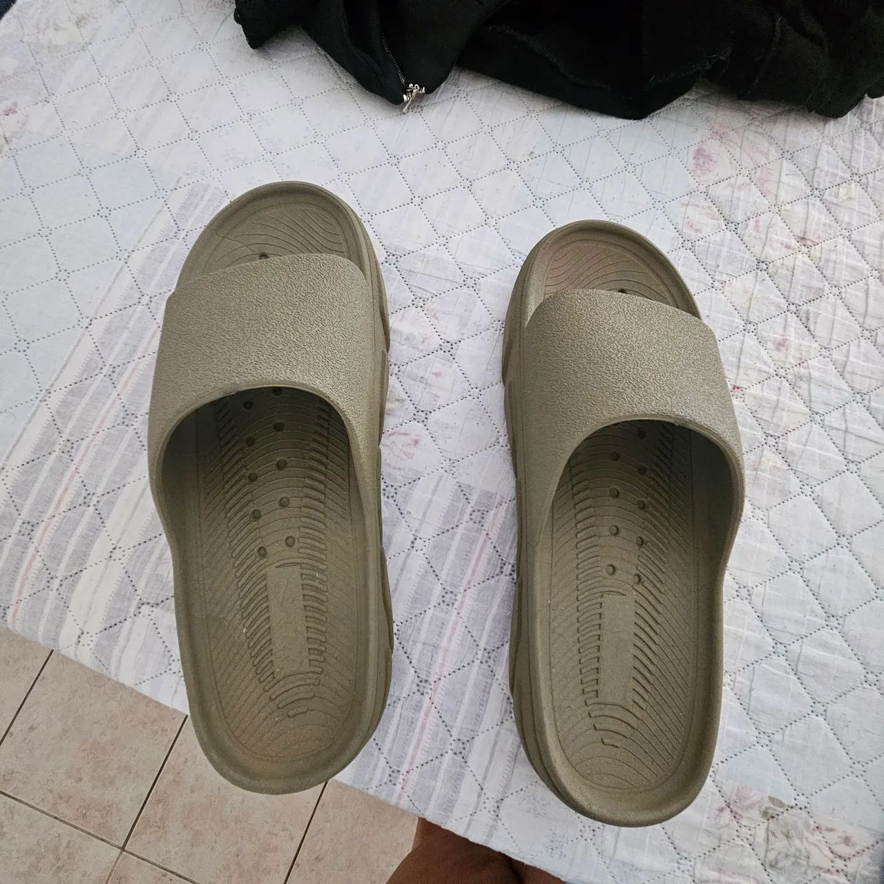Sandália masculina nova - Foto 2
