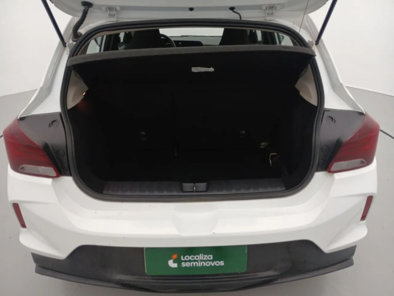 Chevrolet Onix Hatch 1.0 12V Flex Mec. 4P, foto 9 de 18
