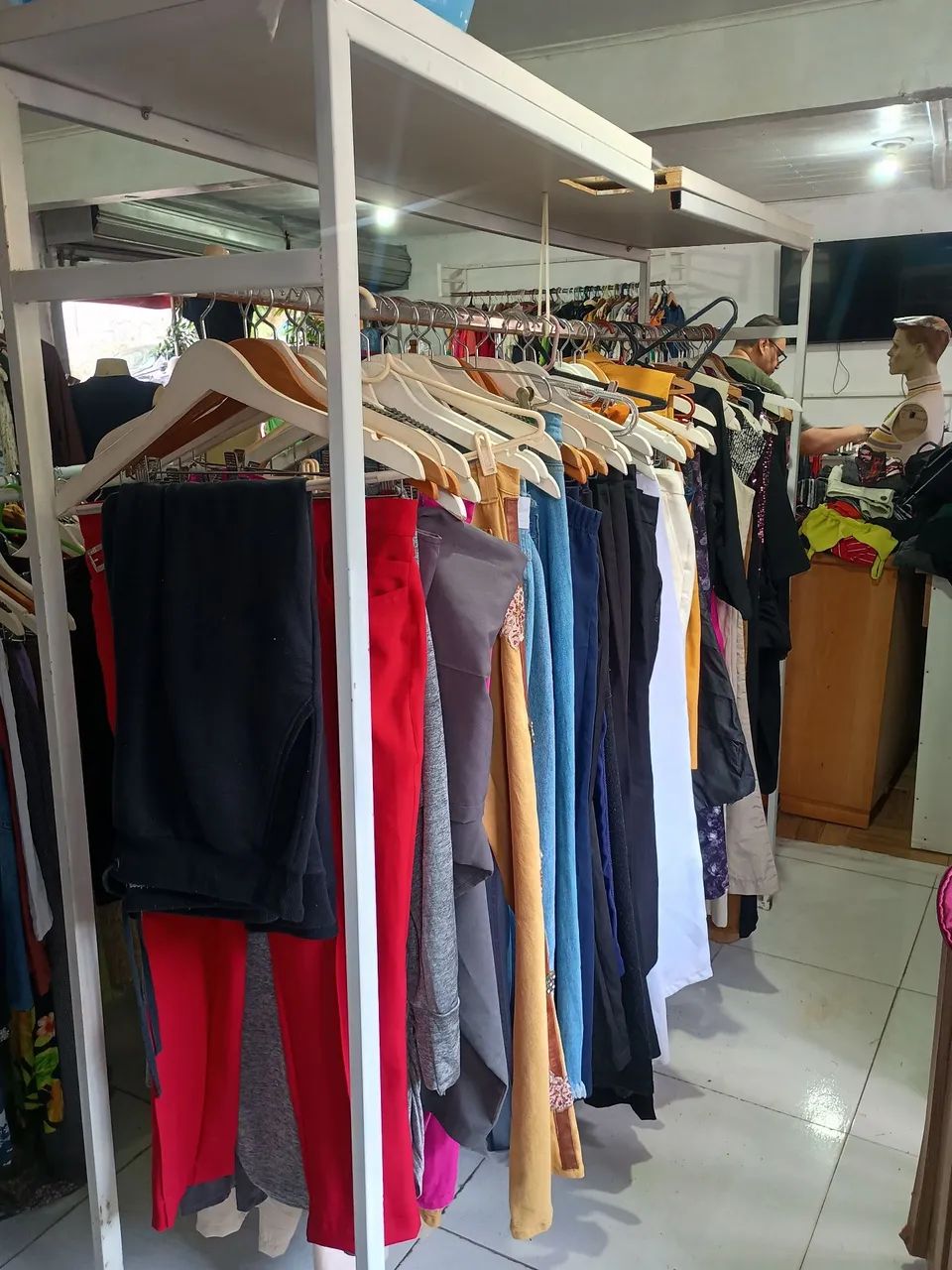 Bazar beneficente  - Foto 2