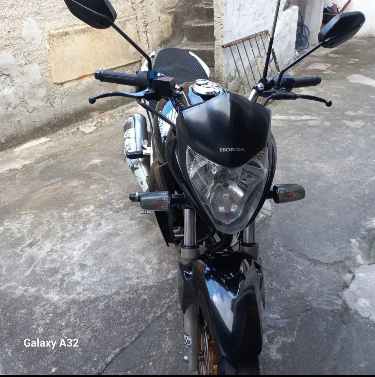 Cb 300 2015 2015