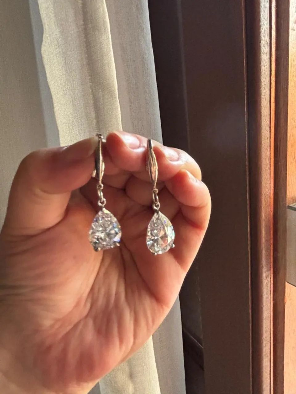 Brinco gota de cristal - Foto 4
