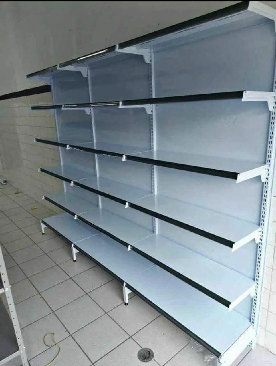 Gôndolas resistentes para quem busca qualidade e durabilidade. Consulte preços ! - Foto 3