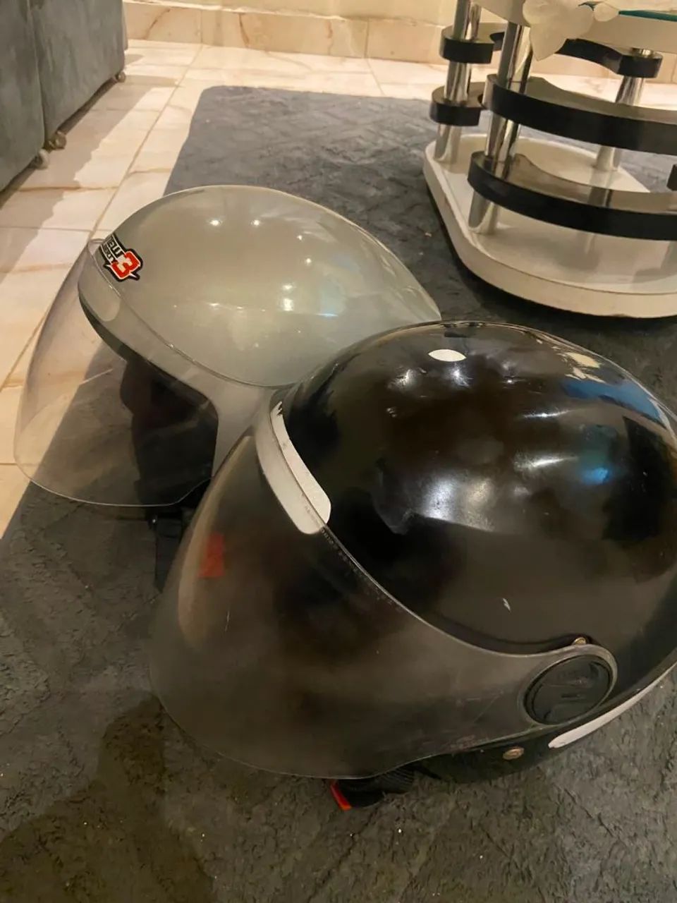 2 capacetes  - Foto 3