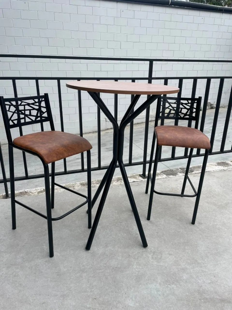 Bistrô com 2 banquetas PRONTA ENTREGA
