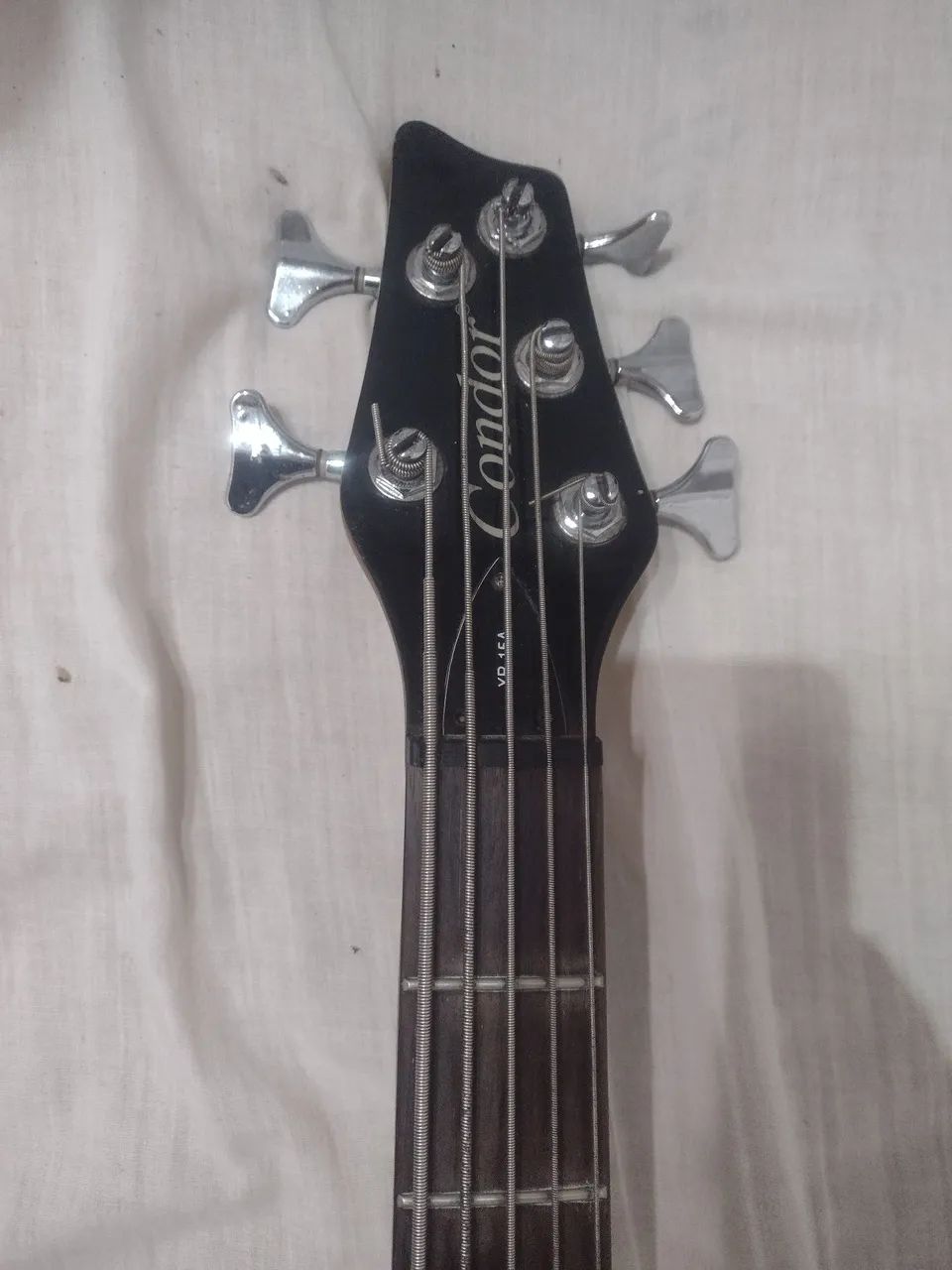 baixo 5 cordas condor  - Foto 2