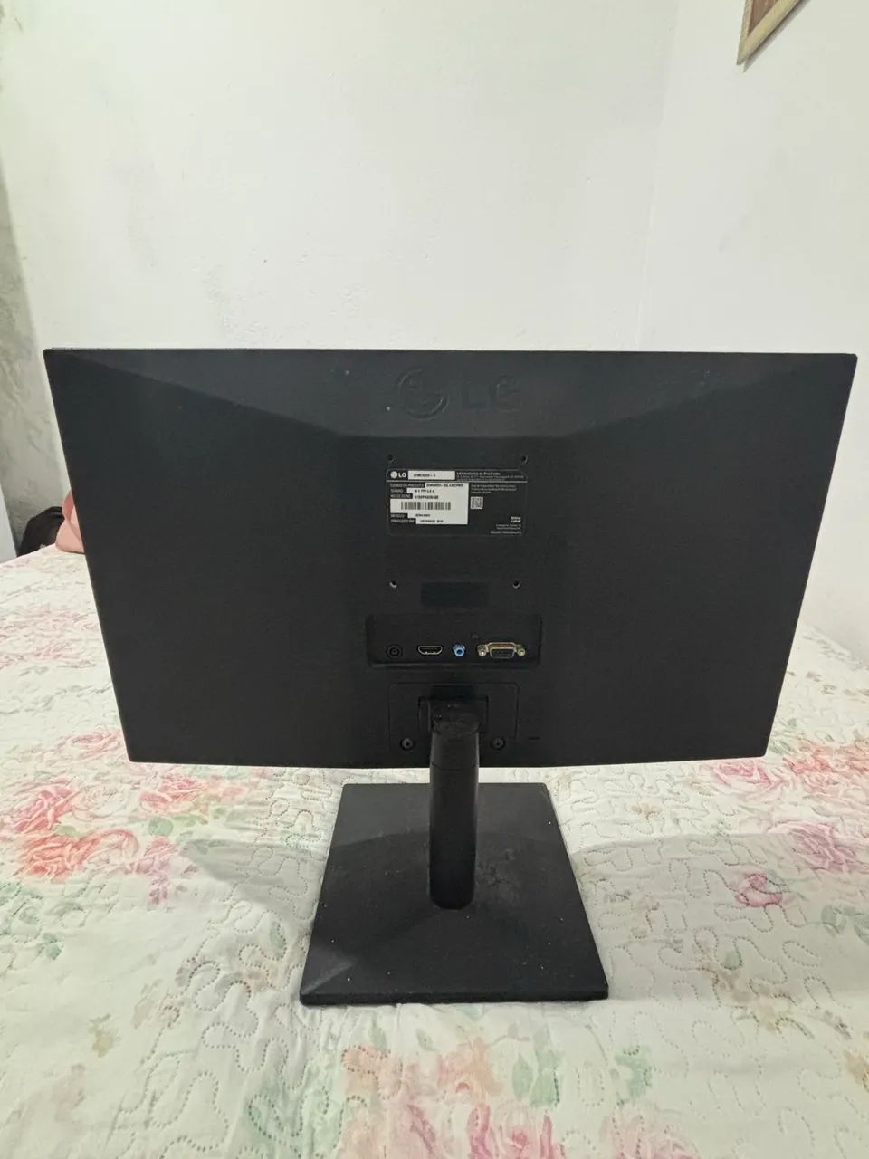 MONITOR LCD LG 19,5 POLEGADAS