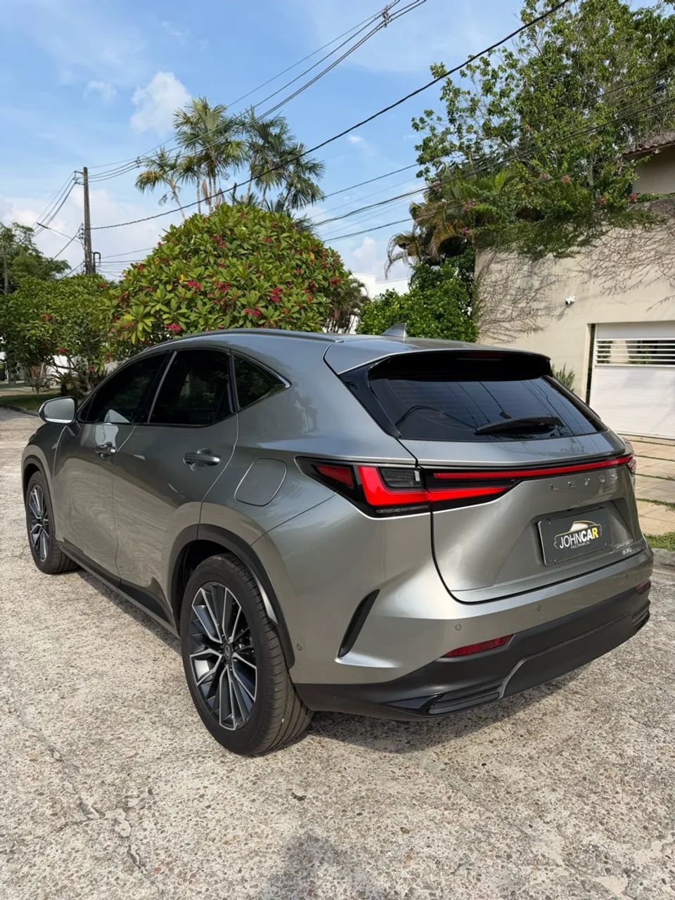 Lexus NX-450h+ AWD 2.5 16V Aut. (Híbrido), foto 6 de 13