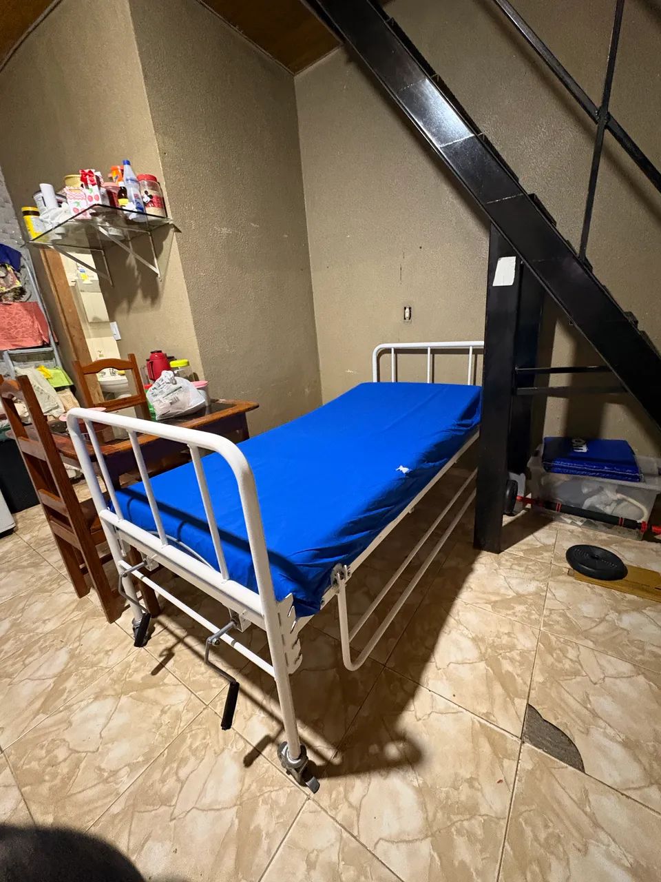 Maca e colchão hospitalar (com capa) - Foto 4