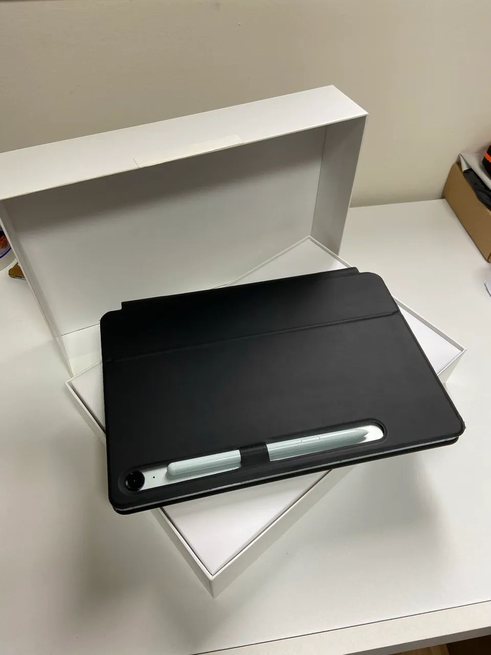 Tablet Samsung Galaxy Tab S9 FE com capa teclado por Bluetooth  - Foto 3