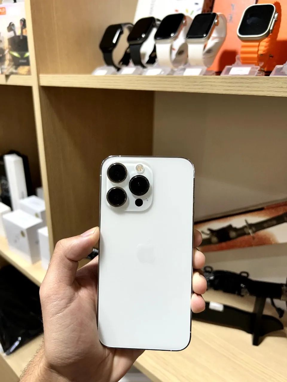 iPhone13Pro ホワイト　128GB iPhone 13 Pro 128Gb - Celulares e Smartphones - Parque Jacaraípe