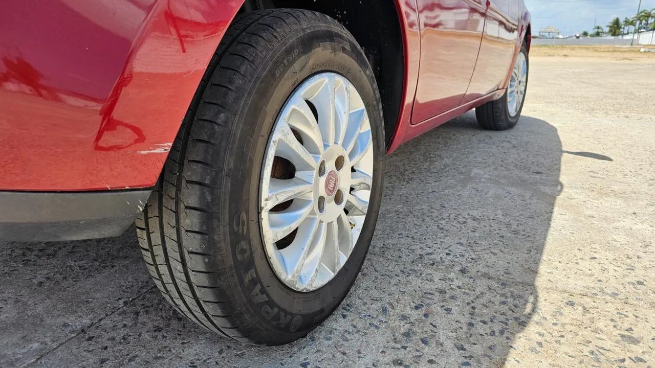 Fiat Idea Attractive 1.4 Fire Flex 8V 5P 2012 - Foto 2