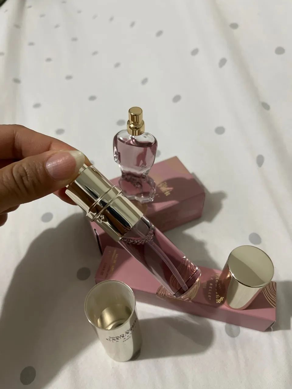 Mini perfume e caneta Jean Paul lá belle roser  - Foto 3