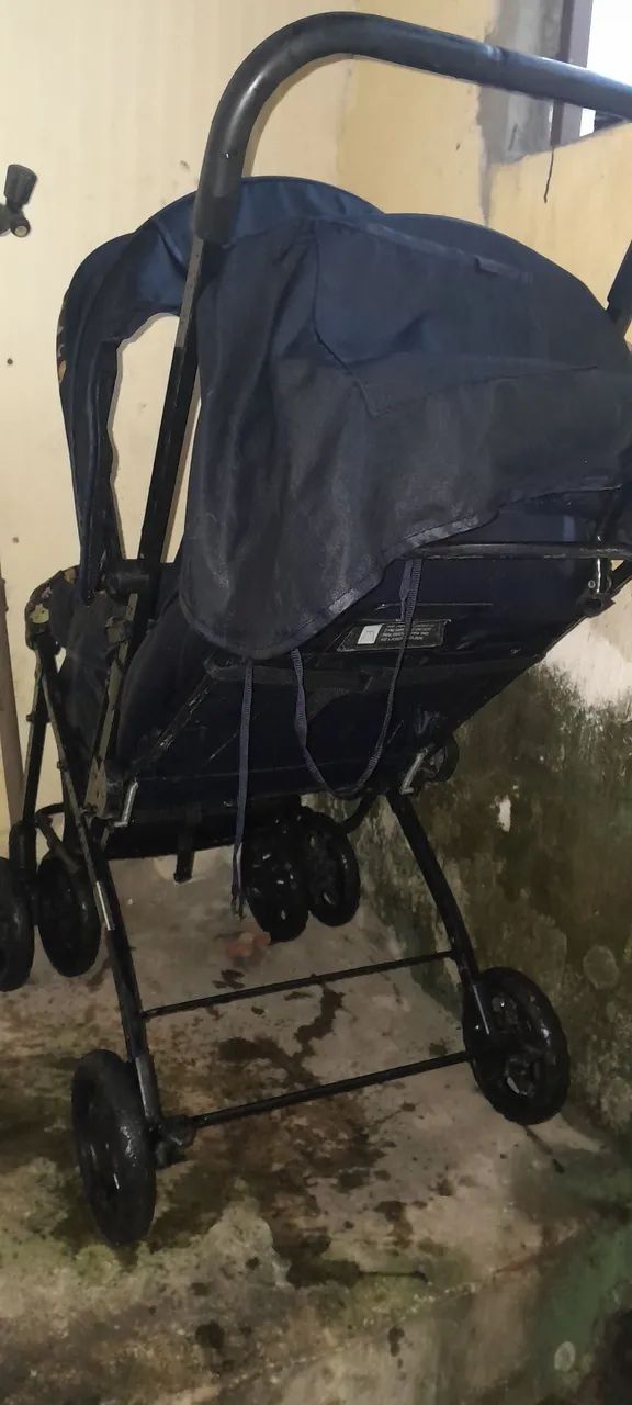 VENDE-SE CARRINHO DE BEBÊ - Foto 3