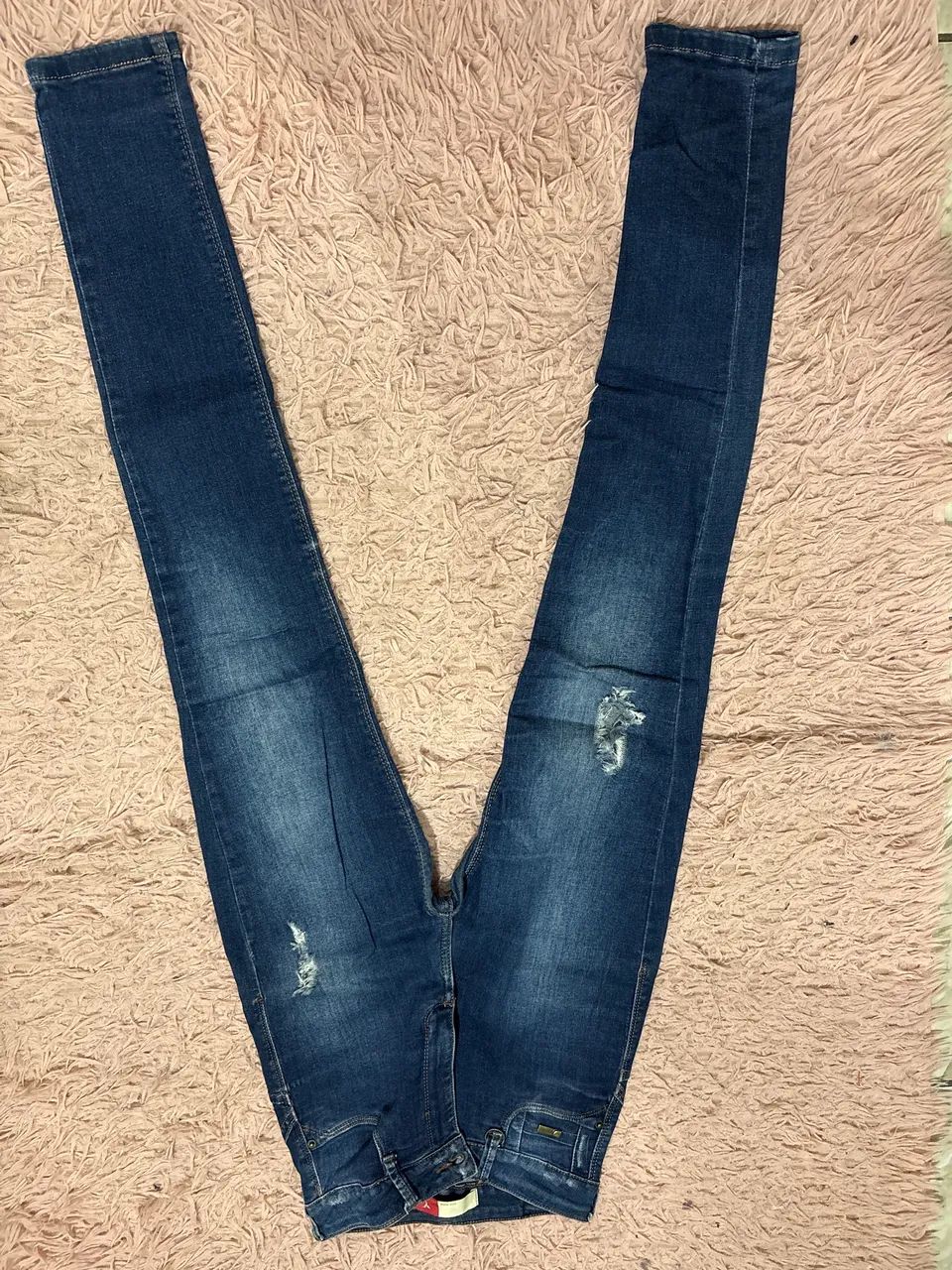 Calça Jeans skiny com rasgos  - Foto 2