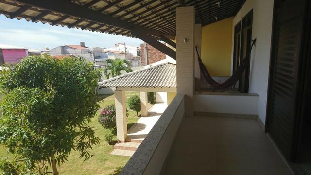 Alugo casa com piscina, excelente localização, 800 mts da praia Atalaia - Foto 10
