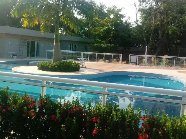 Vendo Terreno em Condominio de Alto Padrao em Maricá,