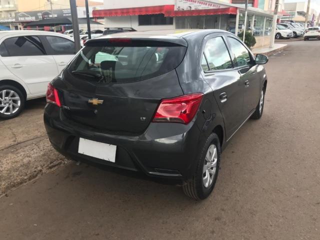 CHEVROLET ONIX LT 1.0 2017/2018 - Foto 5