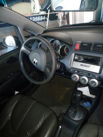 Vendo Honda fit Automático - Foto 3