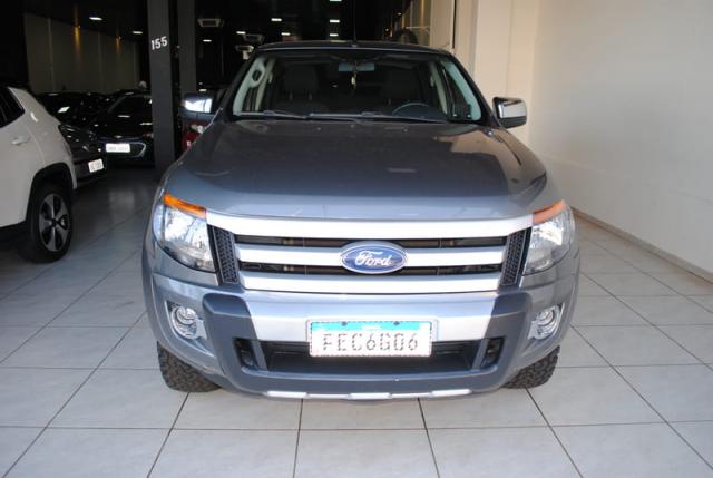 Ford Ranger 2.5 Flex 4x2 CD XLS 2013 - Foto 2
