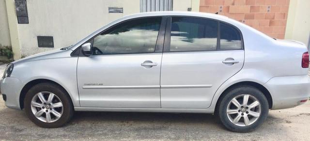 VENDO POLO SEDAN- Automático