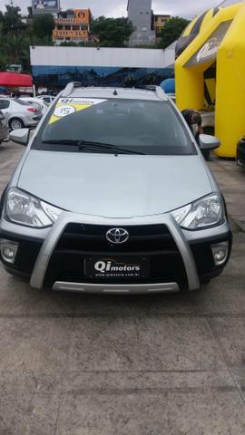 Etios ano 2015 completo