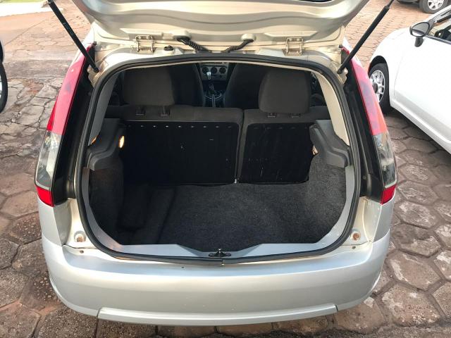 Fiesta hatch 1.6 - Foto 4