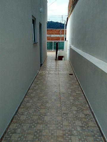 Casa nova com 2 suítes e 2 vagas no Democrata - Foto 13