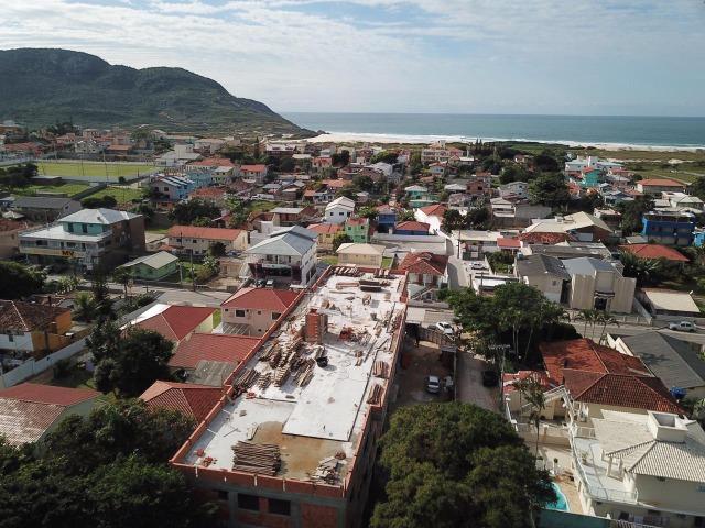 CR- Localizado na avenida principal do Santinho à 500 metros do mar - Foto 10