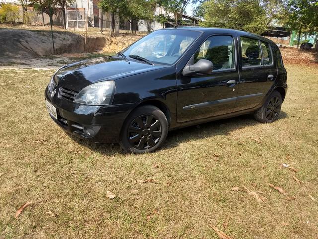 Clio 4p com ar - Foto 2