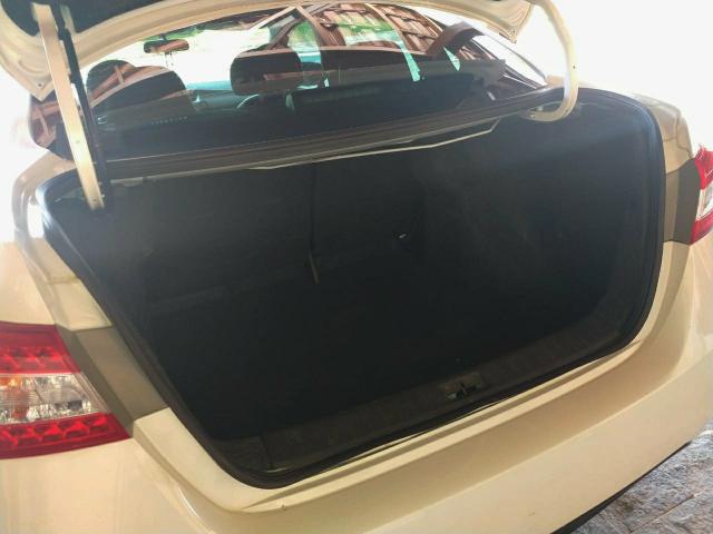 Nissan sentra 2.0 sv - Foto 8
