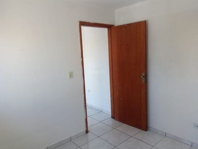 Apto de 01 quarto 380 reais em Curitiba - Rio Bonito - Campo de Santana - Foto 8