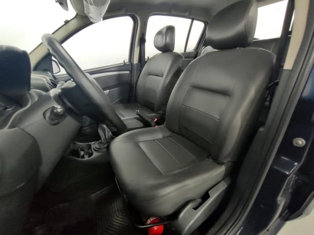 Oportunidade RENAULT SANDERO EXP 16 - Foto 10