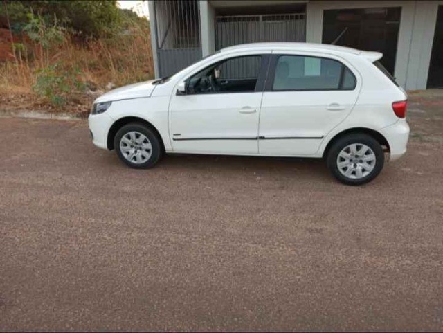 2011 VOLKSWAGEN GOL