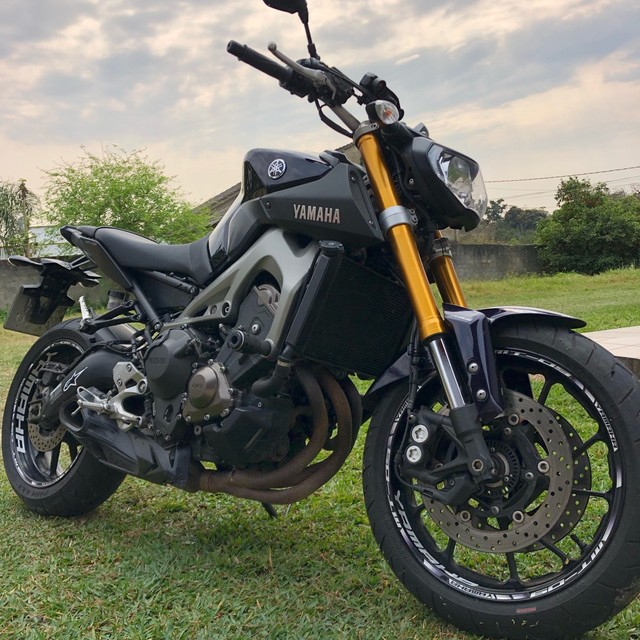 YAMAHA MT09 2016