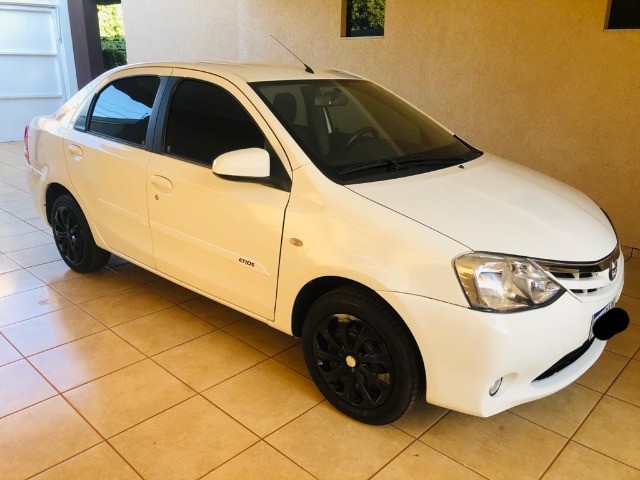 ETIOS SEDÃ XLS 1.5 2014 103.000KM