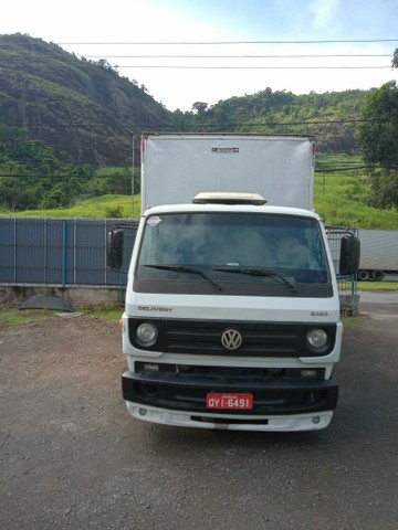 VOLKS 8.160. CARRO IMPECÁVEL