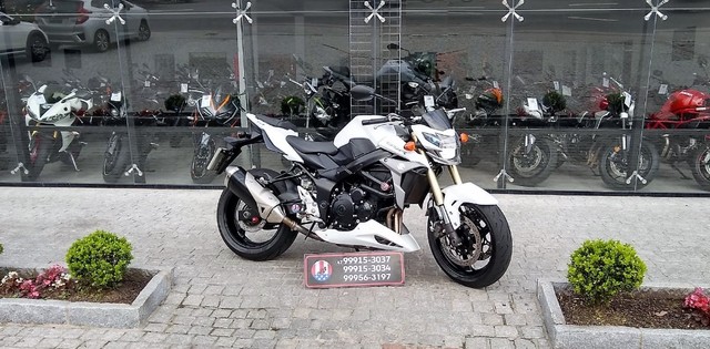 SUZUKI GSR 750A 2016