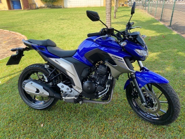 YAMAHA FZ25 FAZER 20/20