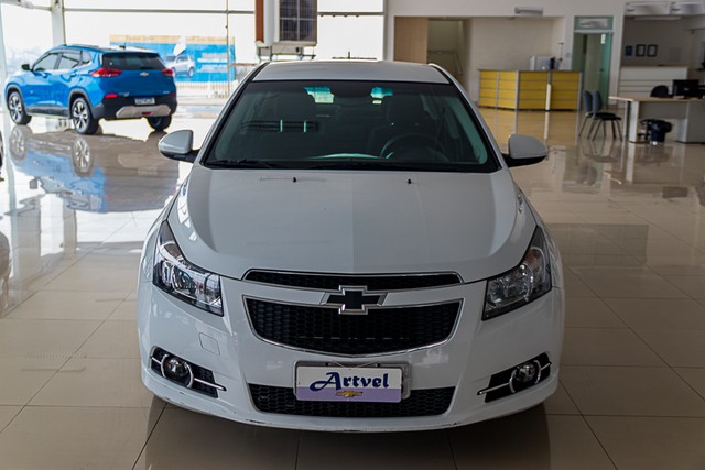 CHEVROLET CRUZE 1.8 LT SPORT6 16V FLEX 4P MANUAL