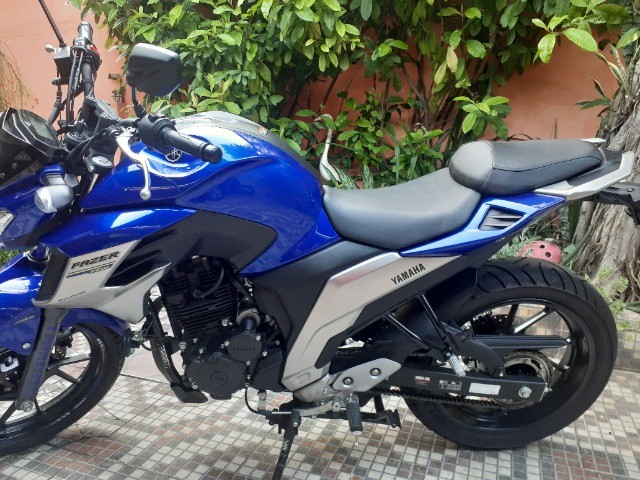 YAMAHA FAZER 250