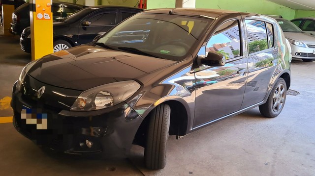 VENDO RENAULT SANDERO 2014/1.6 LINDO