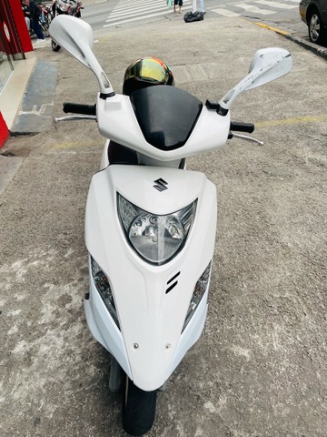 SUZUKI BURGMAN 2013